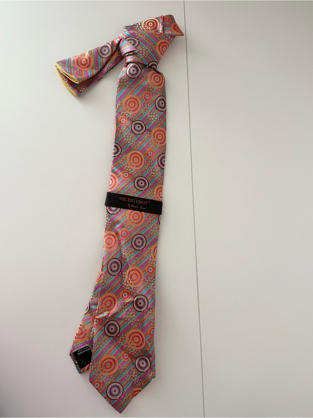 Steven Land The Big Knot Men’s 100% Silk Tie Pink Multicolor Geometric NWT
